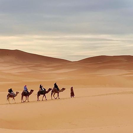 Erg Chegaga Camp Excursions Hotel มามิด ภายนอก รูปภาพ
